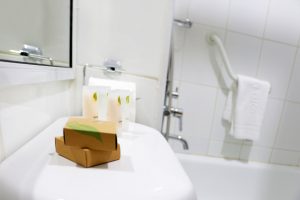 habit-matrimonial-king-baño2